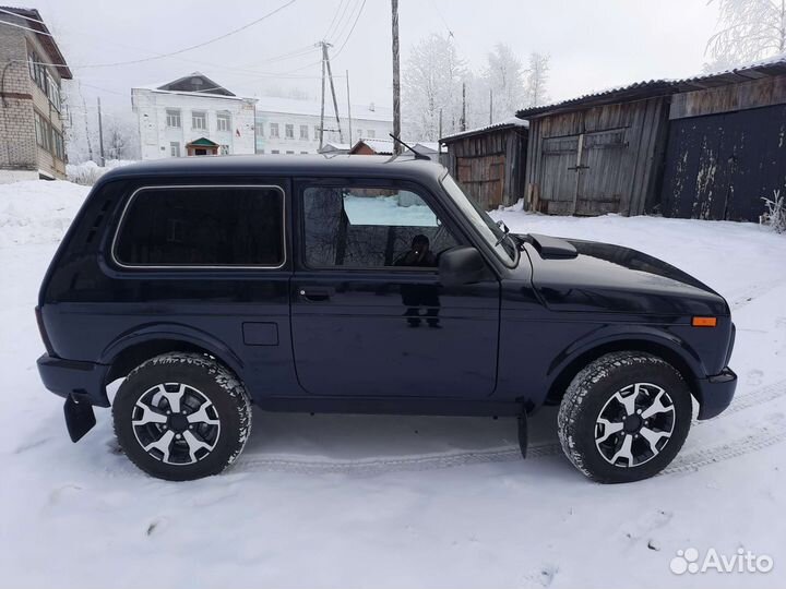 LADA 4x4 (Нива) 1.7 МТ, 2020, 3 800 км