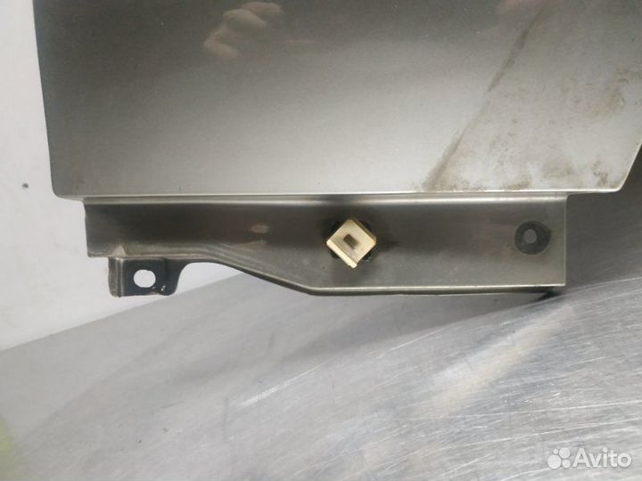 Крыло переднее переднее правое Honda Legend C35A