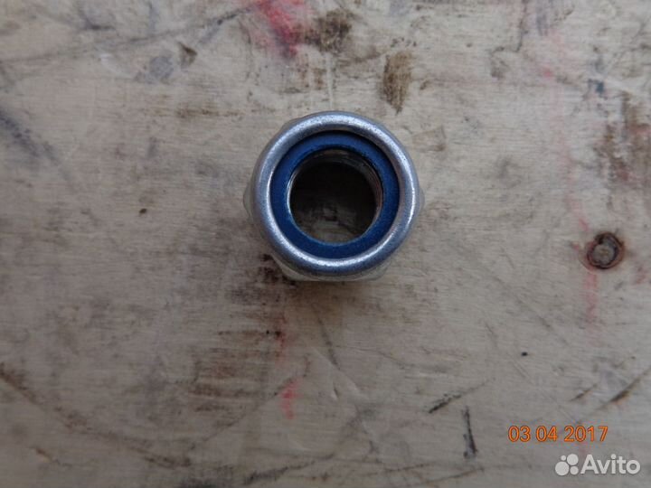 Гайка самоконтр. с нейлон.кольцом DIN 985 М16*1,5