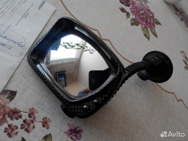 Автомобильное зеркало заднего вида объемное часы