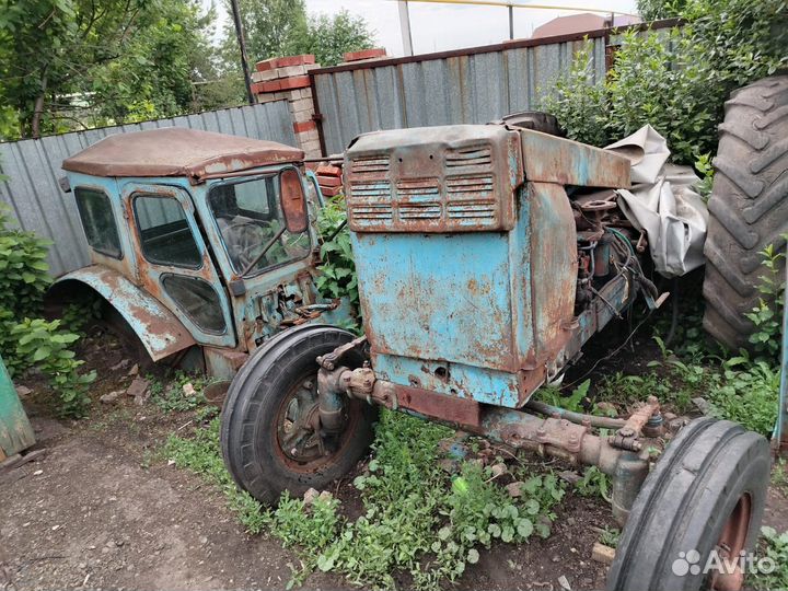 Запчасти на трактор т 40