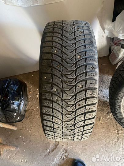 Michelin X-Ice North 3 225/55 R17 204W