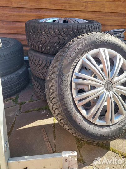 Nokian Tyres Hakkapeliitta 8 65/75 R36 31P
