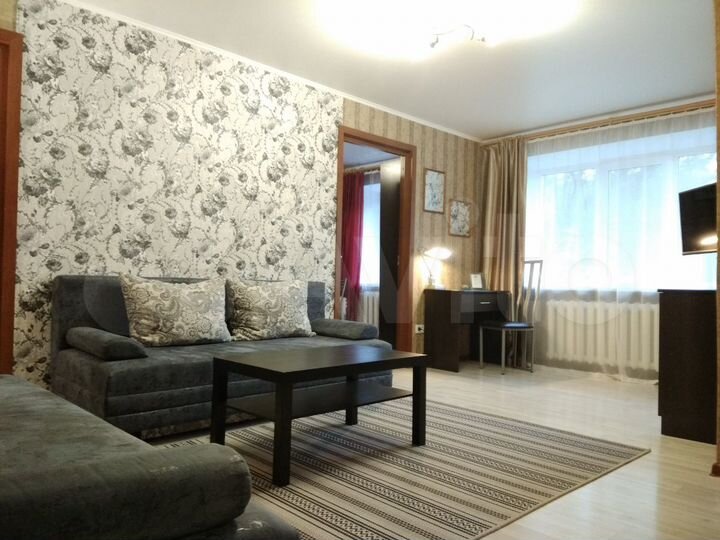2-к. квартира, 55 м², 1/4 эт.