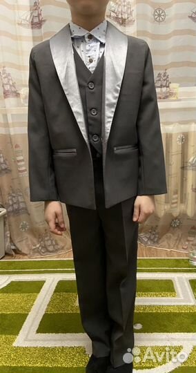 Костюм на мальчика 110 116