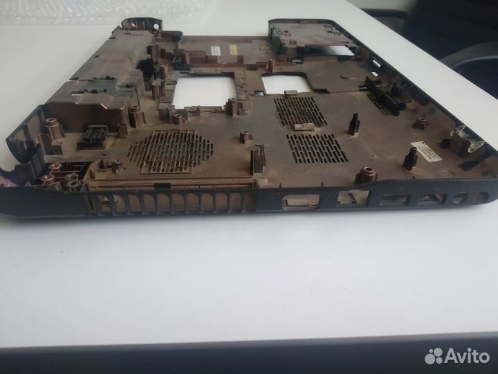 Поддон Toshiba Satellite c660