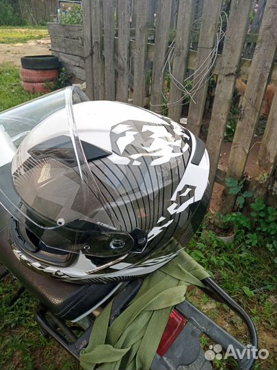 Мото шлем