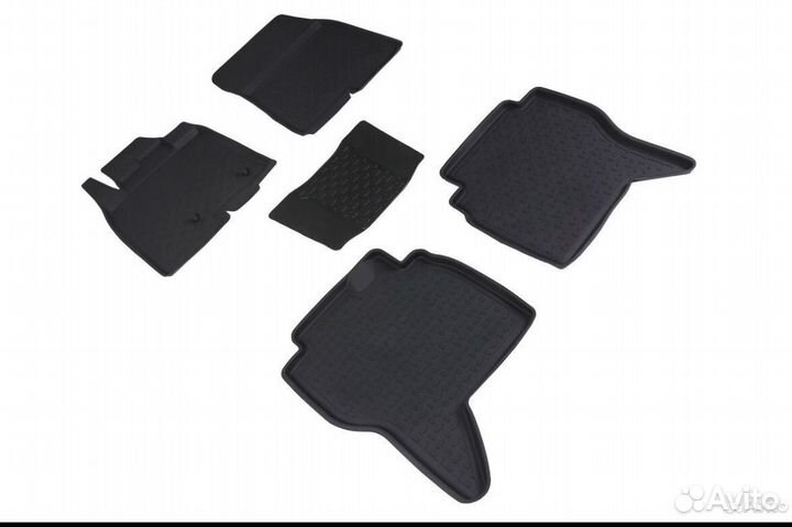 Полики mitsubishi pajero 4