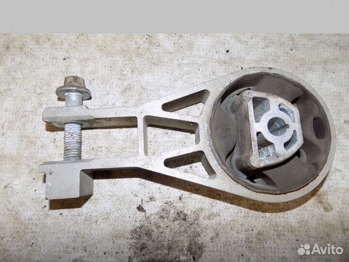 Опора двигателя задняя Corsa D 2006-2015