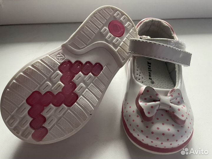 Туфли для девочки 22