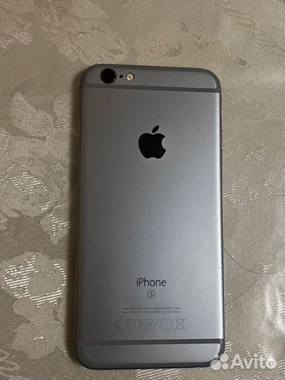 Телефон iPhone 6s