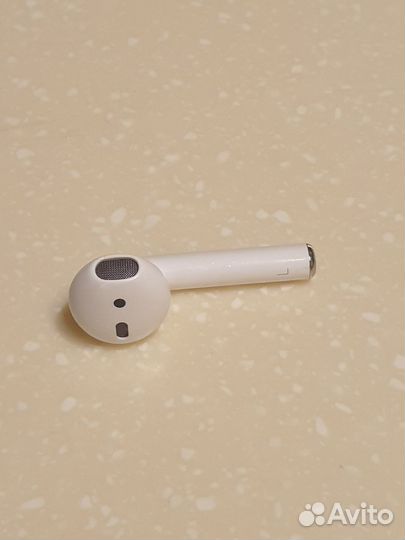 AirPods 2-го поколения A2031 левый