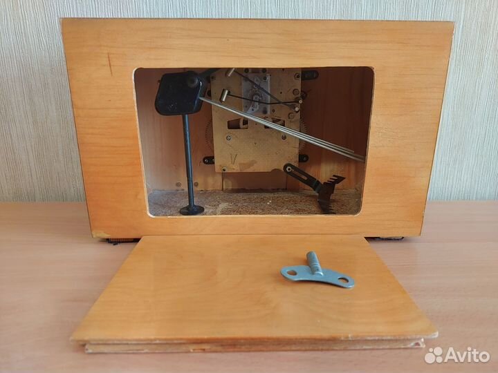 Настольные часы СССР