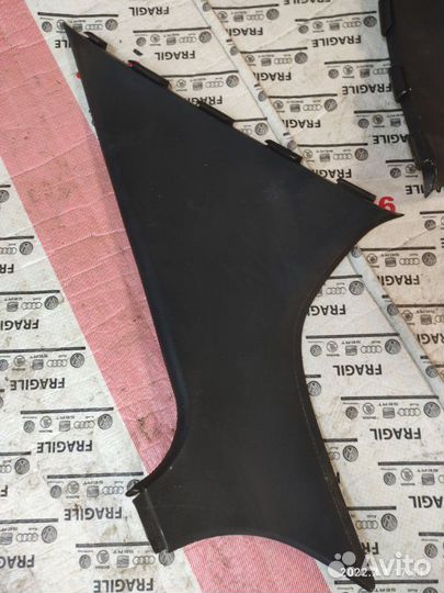 Обшивка стойки задняя Skoda Octavia A4