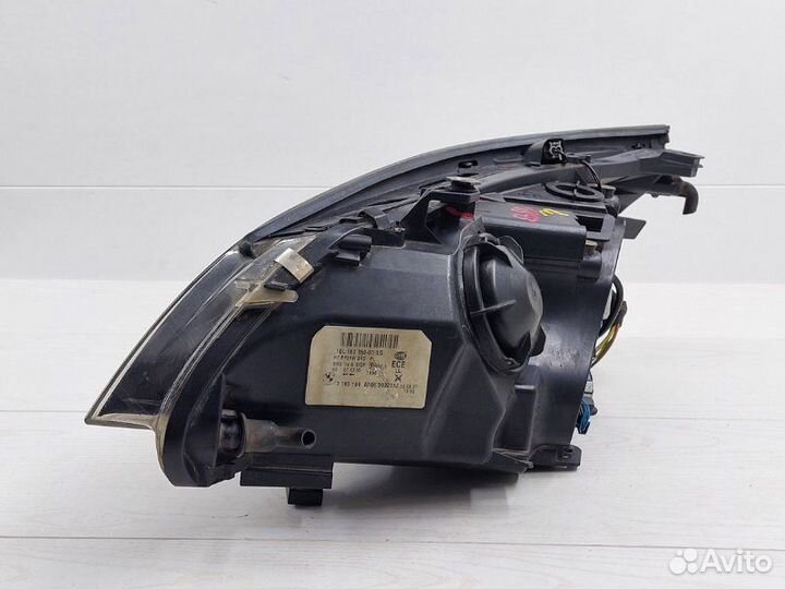 Фара ксеноновая правая Bmw