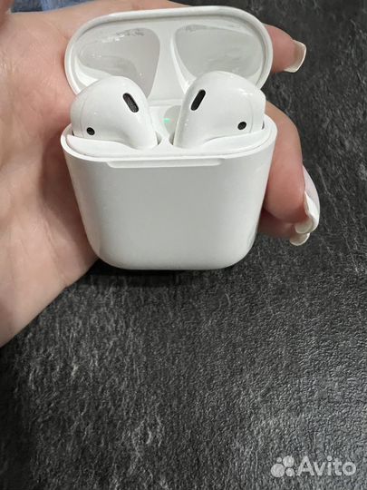 Беспроводные наушники apple airpods 2