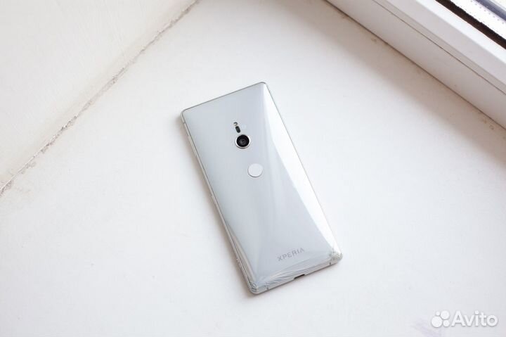 Sony Xperia XZ2, 4/64 ГБ