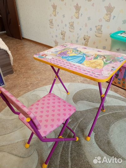 Столик и стульчик