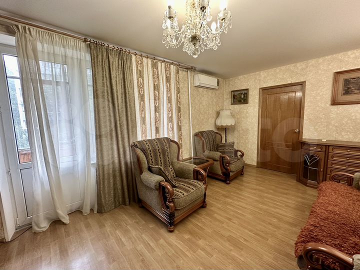 3-к. квартира, 65 м², 4/12 эт.