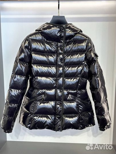 Пуховик Moncler