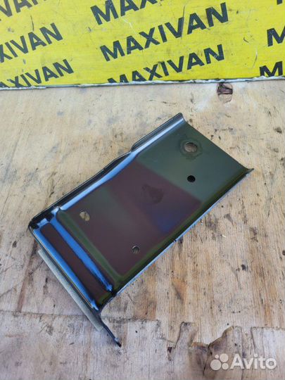 Кронштейн Jaguar F-Pace X761 2016