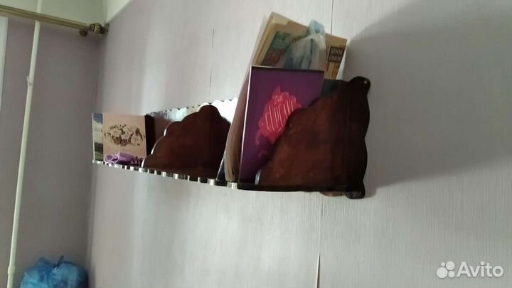 Полка настенная навесная