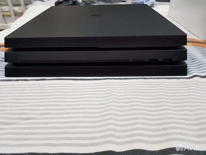 Sony PS4 pro 1tb