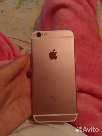 Телефон iPhone 6s