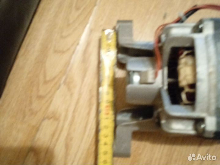 Двигатель для стир машины Аристон aqualtis adq1070