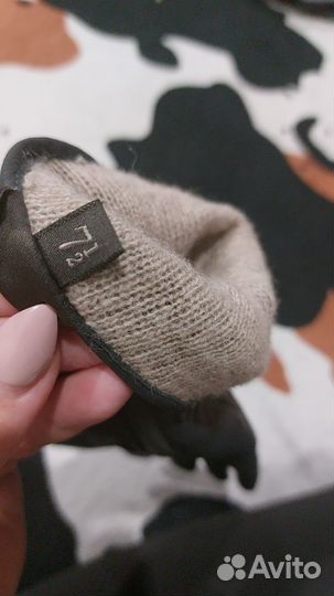 Перчатки женские кожаные новые 7.5