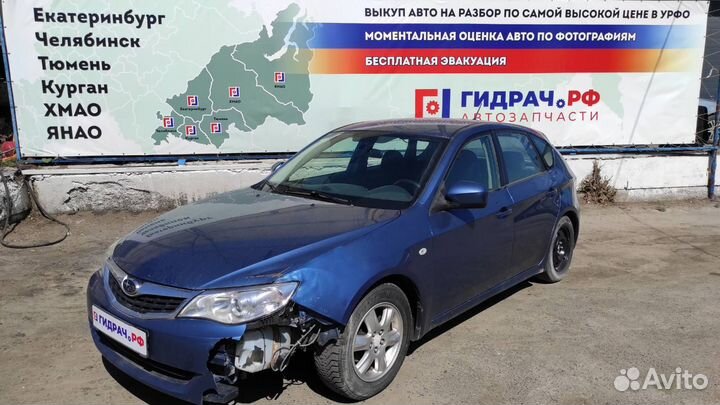 Накладка центральной консоли правая Subaru Impreza