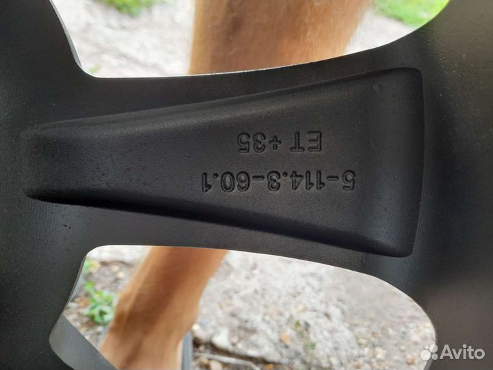 Диски r17 5x114.3 цо 60.1 ет 35