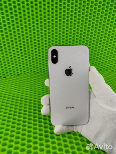 iPhone X, 64 ГБ