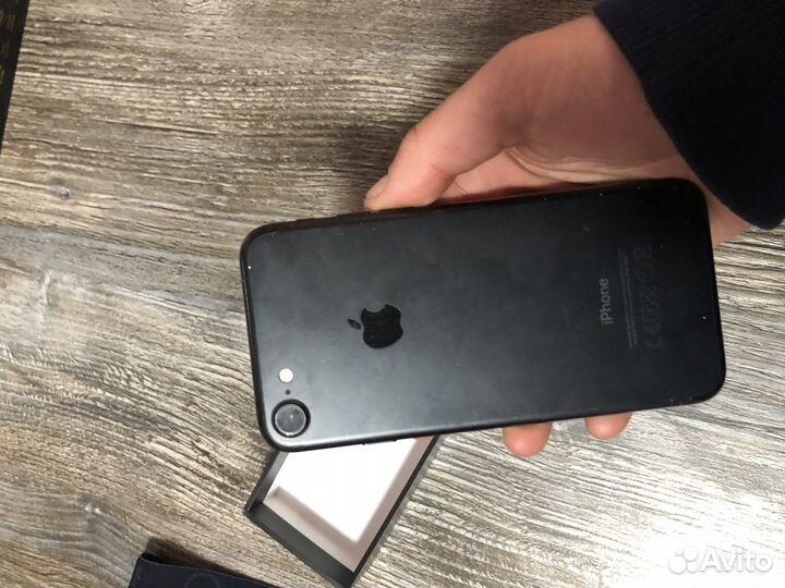 iPhone 7, 128 ГБ