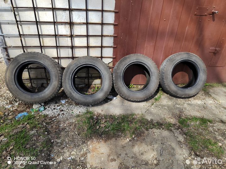 Continental ContiCrossContact AT 205/70 R15