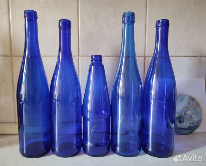 Бутылки из синего стекла. Стекло и хрусталь,винтаж