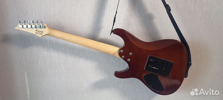 Электро гитара ibanez