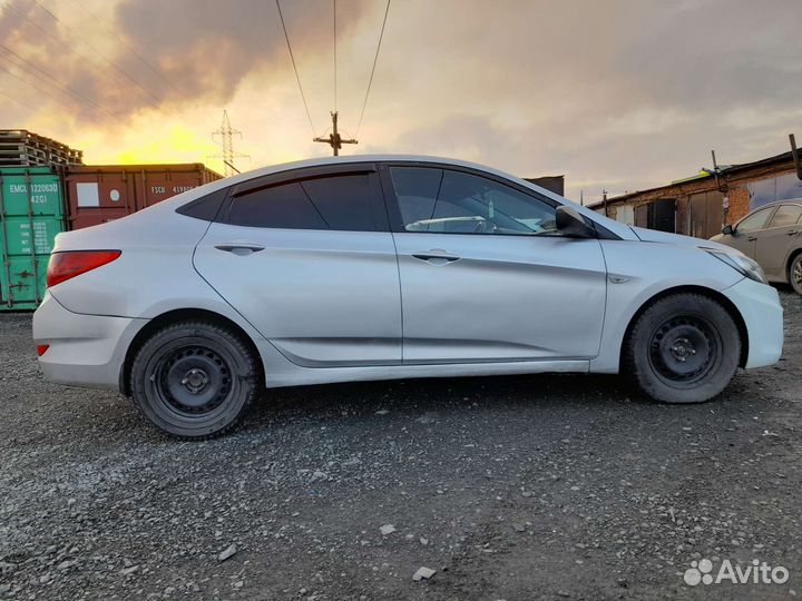 Hyundai Accent 1.6 МТ, 2011, 332 000 км