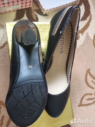 Туфли женские 38 размер