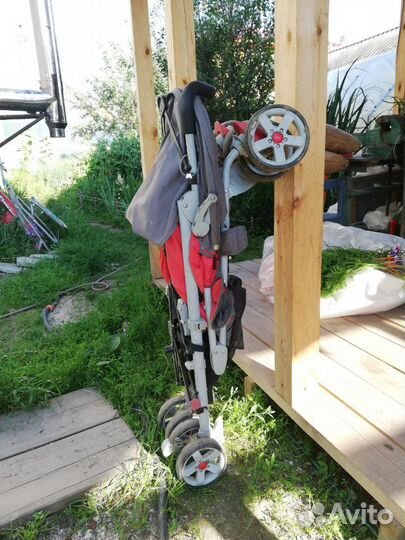 Коляска прогулочная