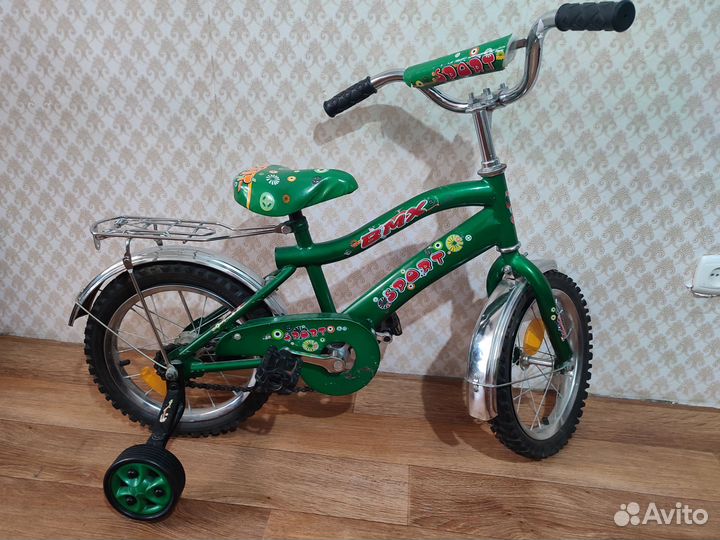 Четырехколесный велосипед