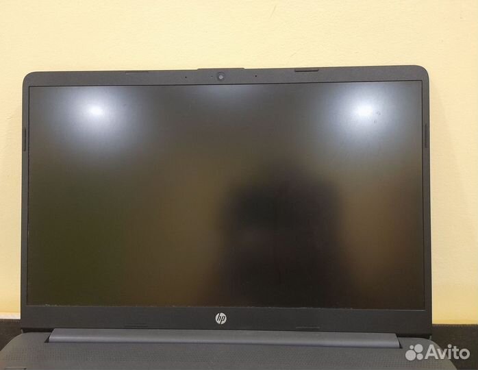 Ноутбук hp 255 g8