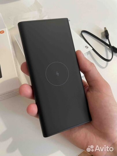 Powerbank xiaomi 10000 mA/h беспроводная зарядка