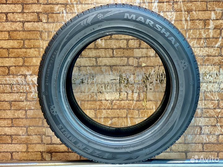 Marshal I'Zen MW15 215/55 R16