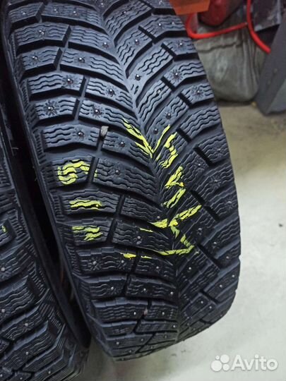 Michelin X-Ice North 4 195/65 R15 95T