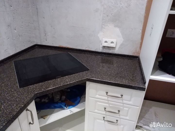 Столешница для кухни из камня