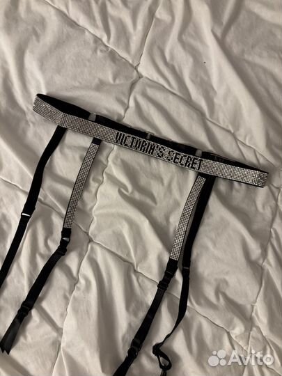 Пояс для чулок со стразами