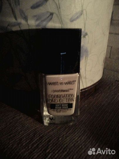 Wet n Wild/Тон. основа Photo Focus и тени палетка