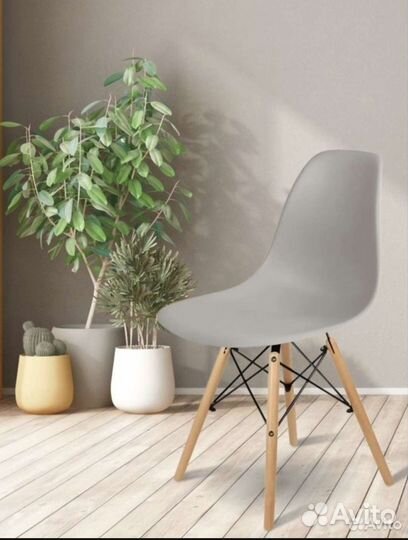 Стулья eames