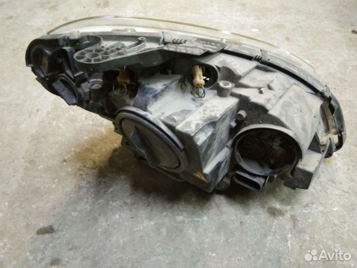 Фара левая Мерседес C W204